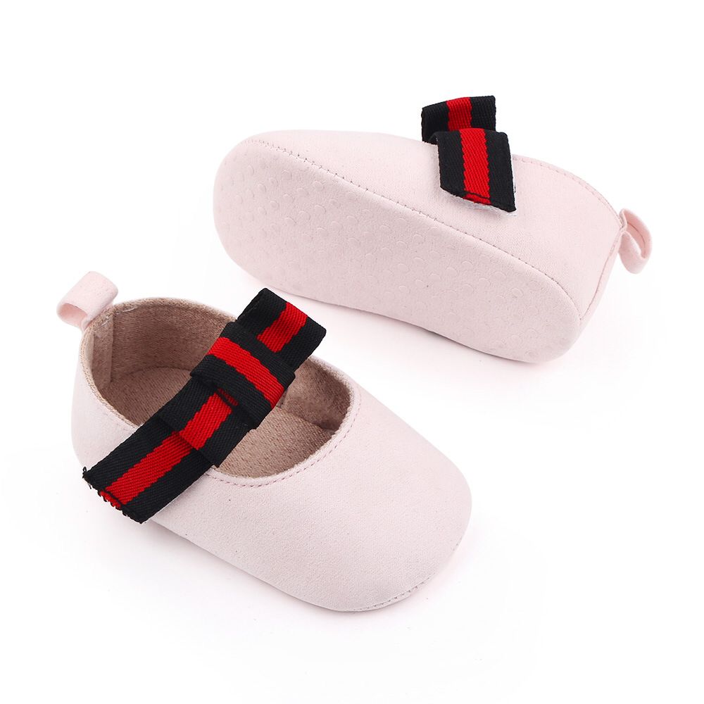 Zapatos con lazo