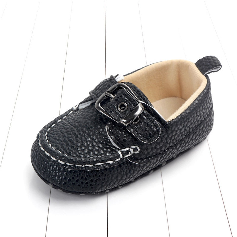 Mocasín con hebilla para bebé niño/niño pequeño
