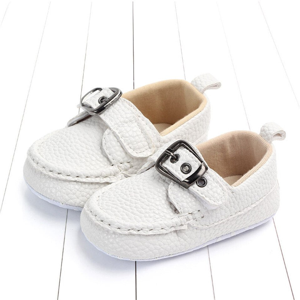 Mocasín con hebilla para bebé niño/niño pequeño