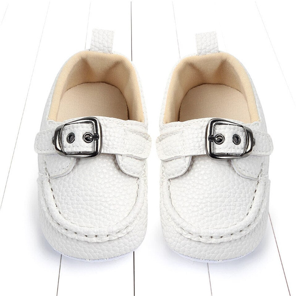 Mocasín con hebilla para bebé niño/niño pequeño