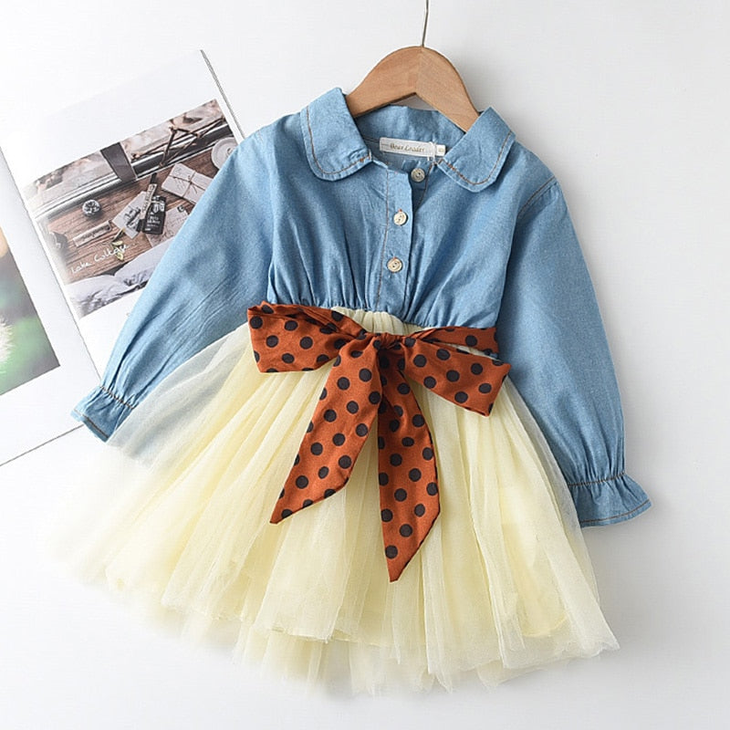 Vestido con lazo de bolas