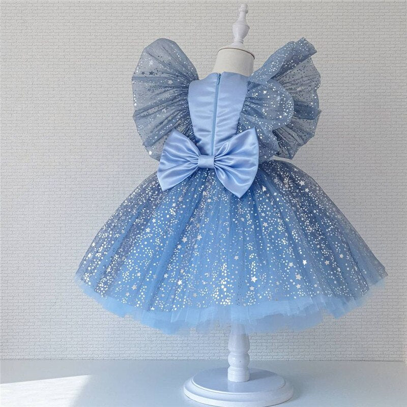 Vestido de fiesta infantil con tul y estrellas