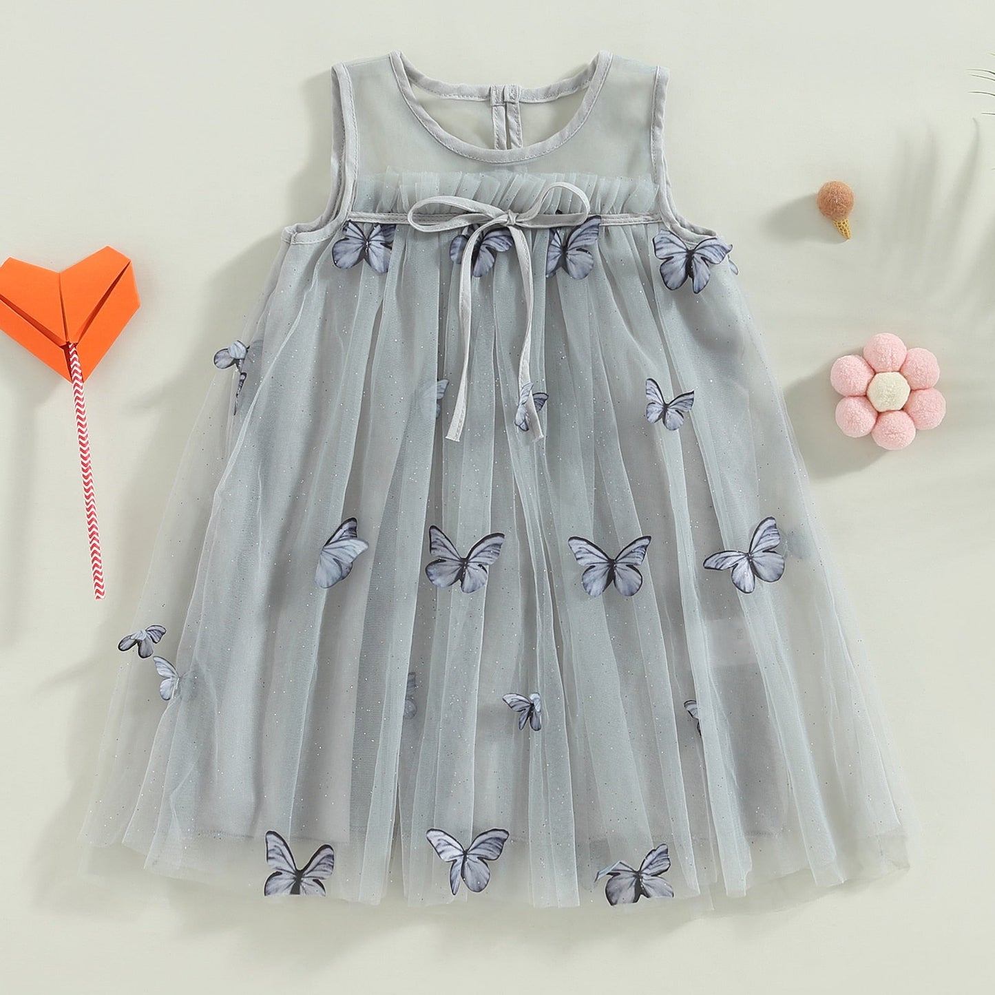 Vestido de malla con flores de mariposa