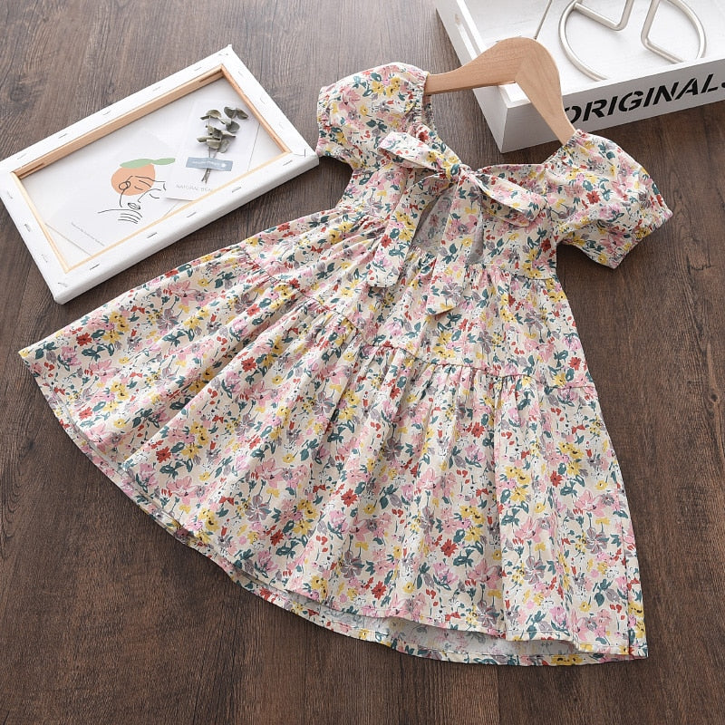 Vestido elegante con lazo