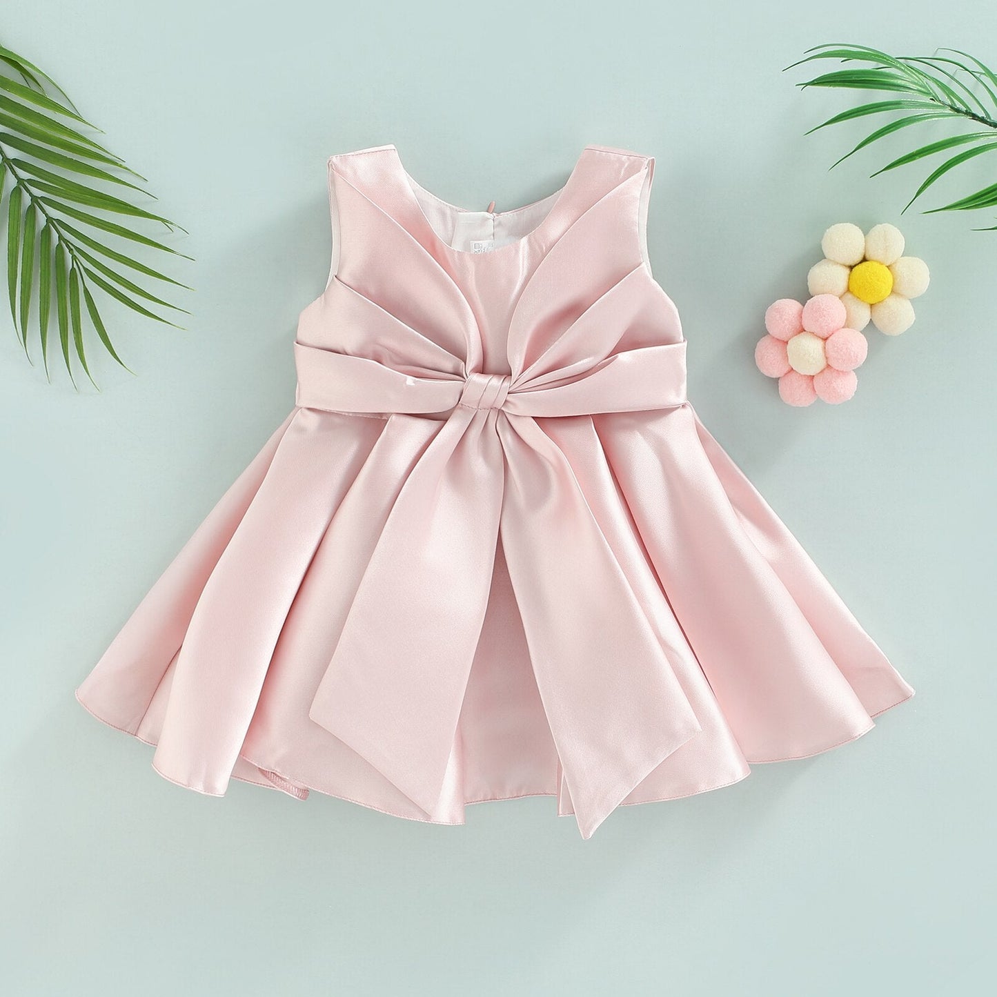 Vestido con lazo