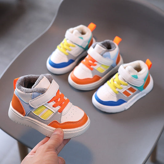 Zapatillas deportivas coloridas y divertidas
