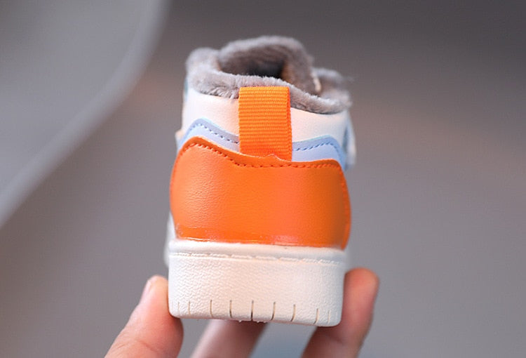 Zapatillas deportivas coloridas y divertidas