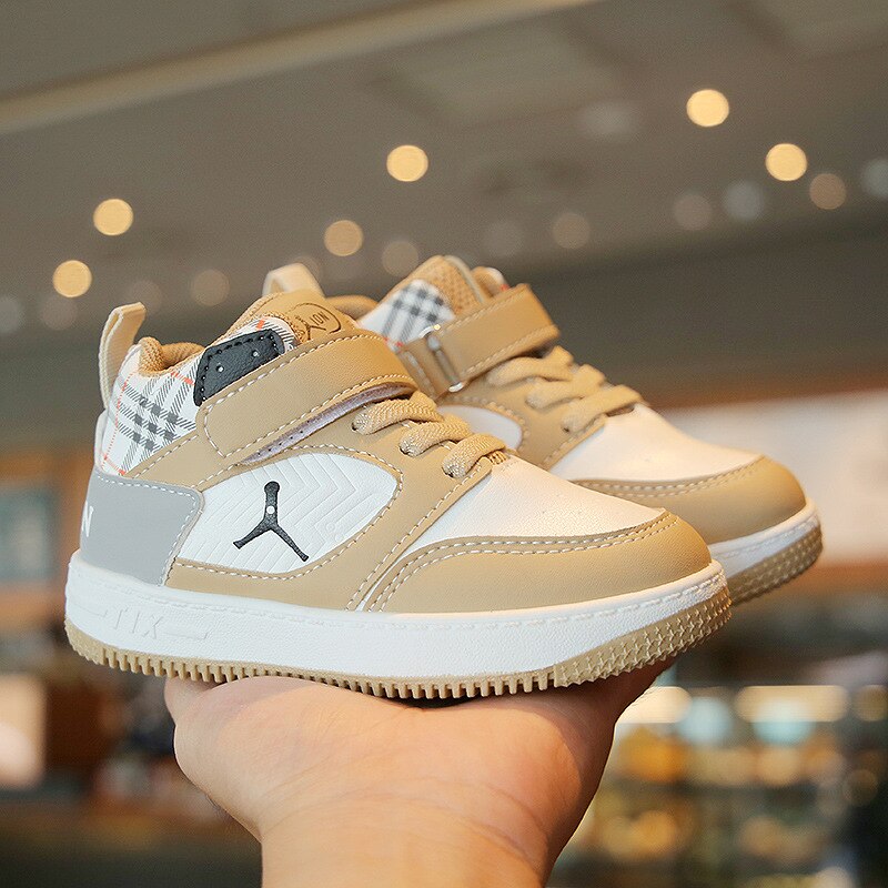 Zapatillas altas de baloncesto transpirables para niños