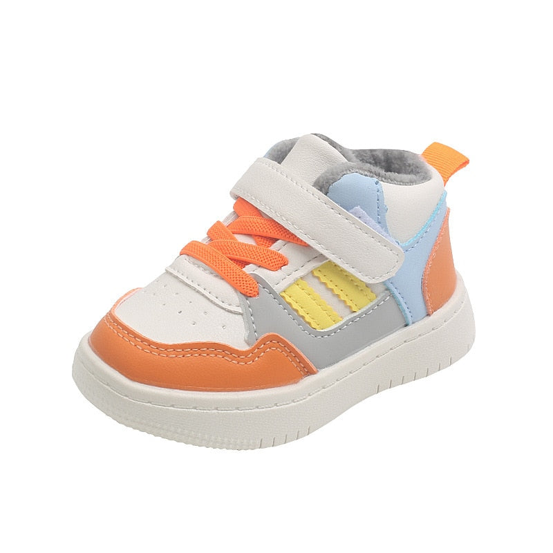 Zapatillas deportivas coloridas y divertidas