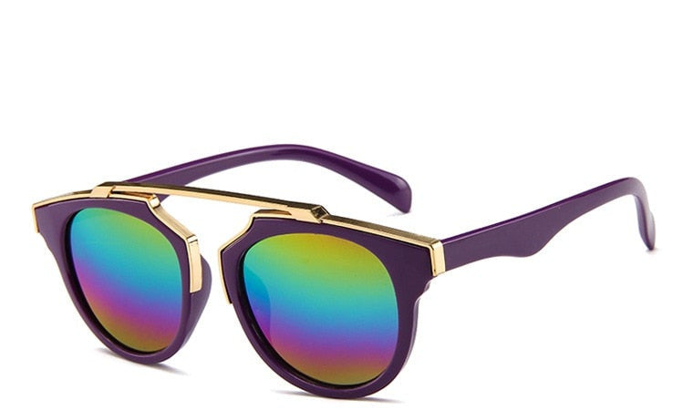 Gafas de sol elegantes y modernas