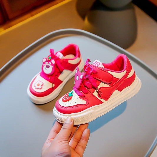 Zapatillas para niños con adorno de colores de goma