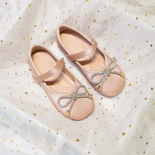 Zapatillas con lazo de piedra
