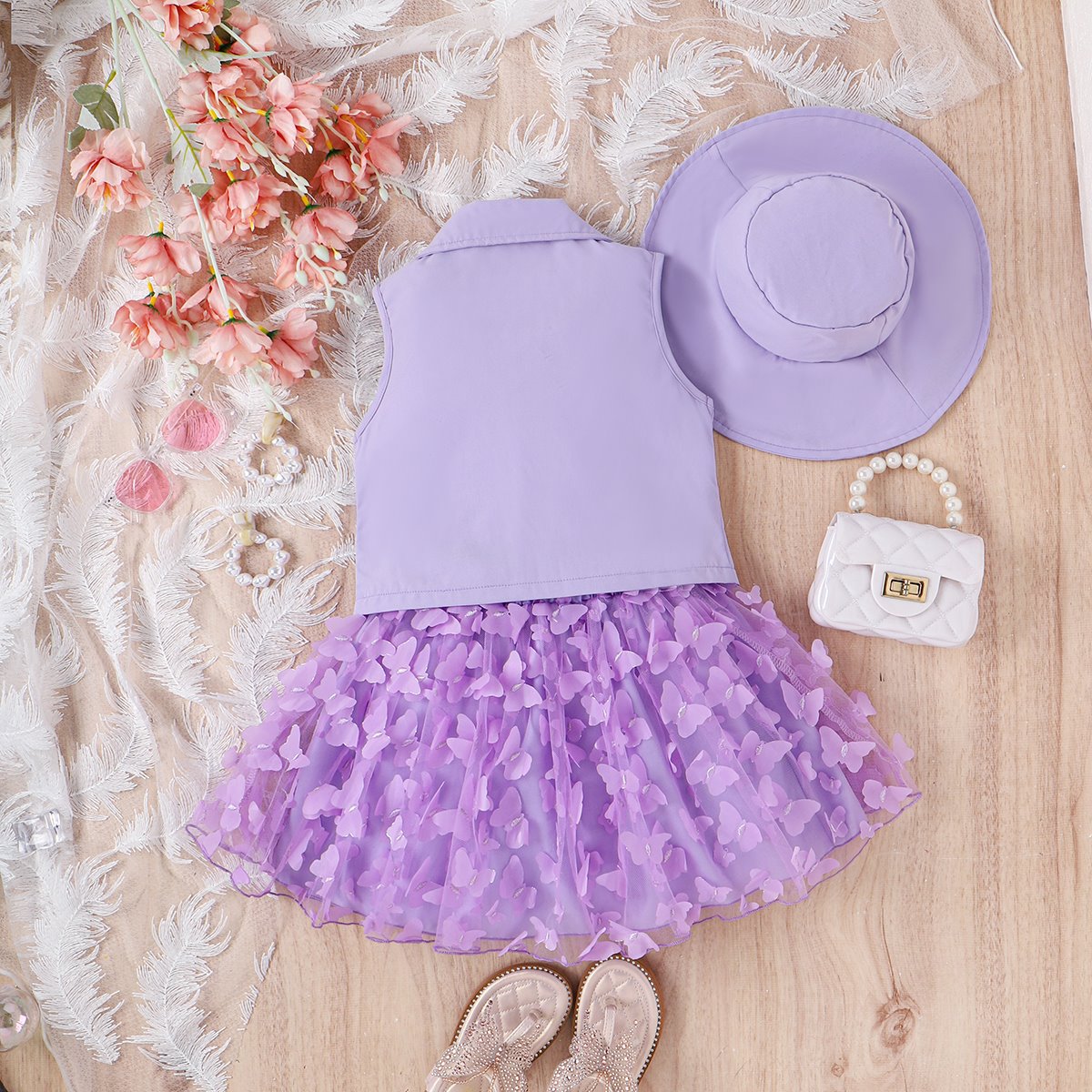 Conjunto de vestido y chaleco de mariposa