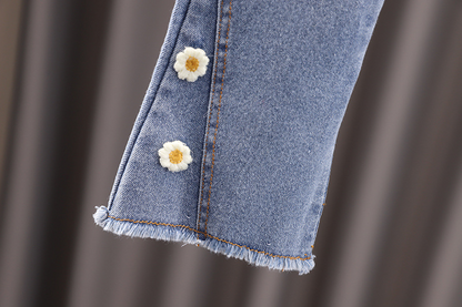 Conjunto infantil de mujer con chaleco floreado