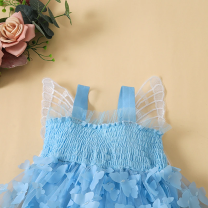 Vestido de mariposa con alas