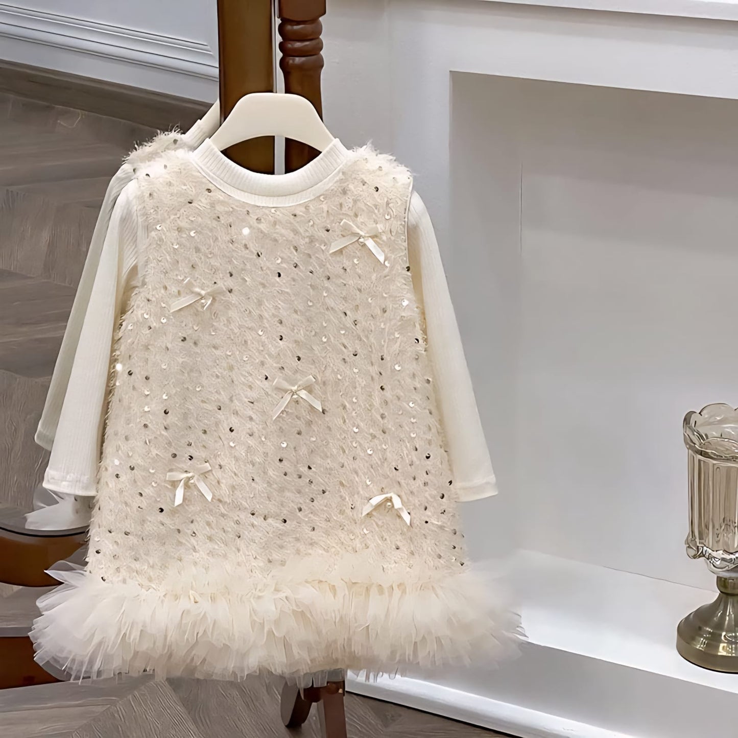 Sparkly Girls' Outfit with Bows
