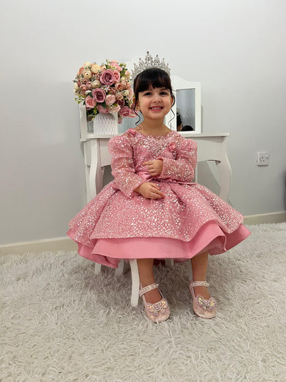 فستان حفلات لامع للبنات مزين بفيونكة 