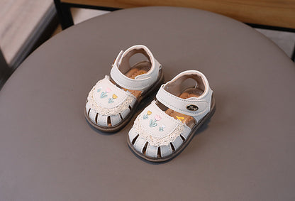 Little Girls' Sandals with Embroidered Flowers