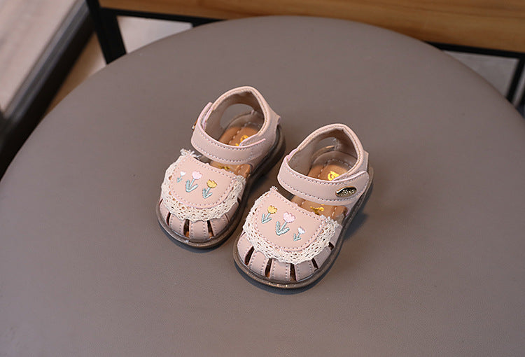 Little Girls' Sandals with Embroidered Flowers