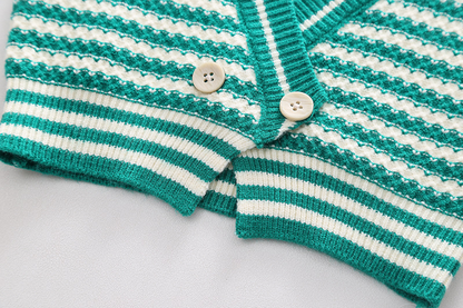 Conjunto de mujer con chaleco de rayas