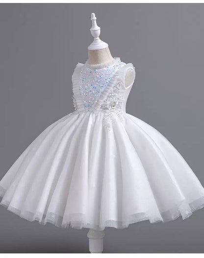 Vestido de fiesta infantil con flores brillantes 