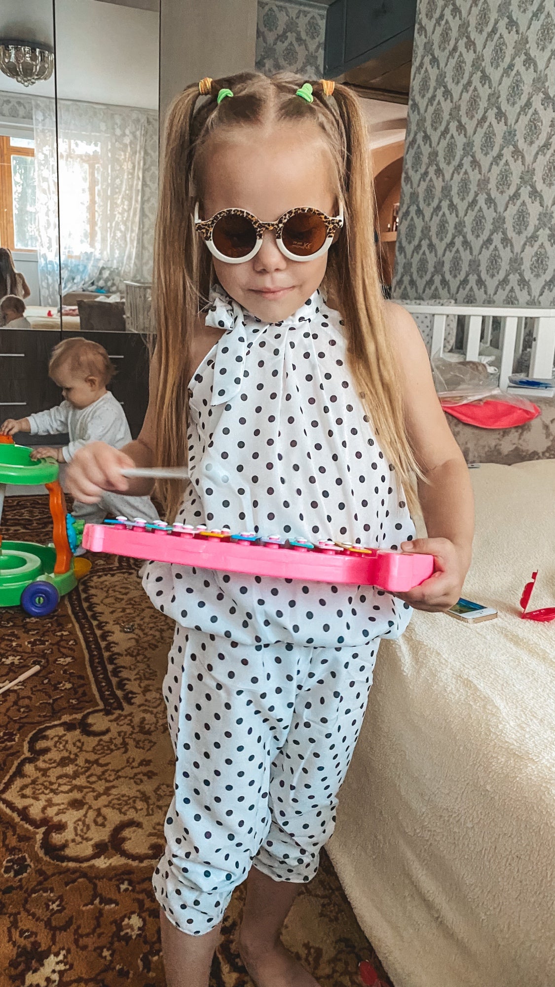 نظارات أطفال على طراز جاكوار