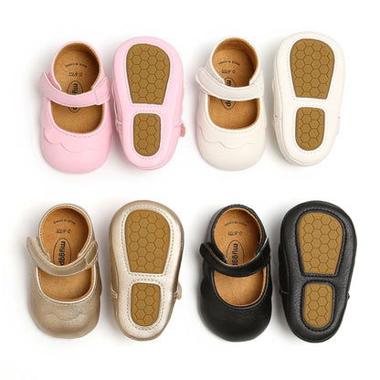 Zapato básico bebé niña con detalles