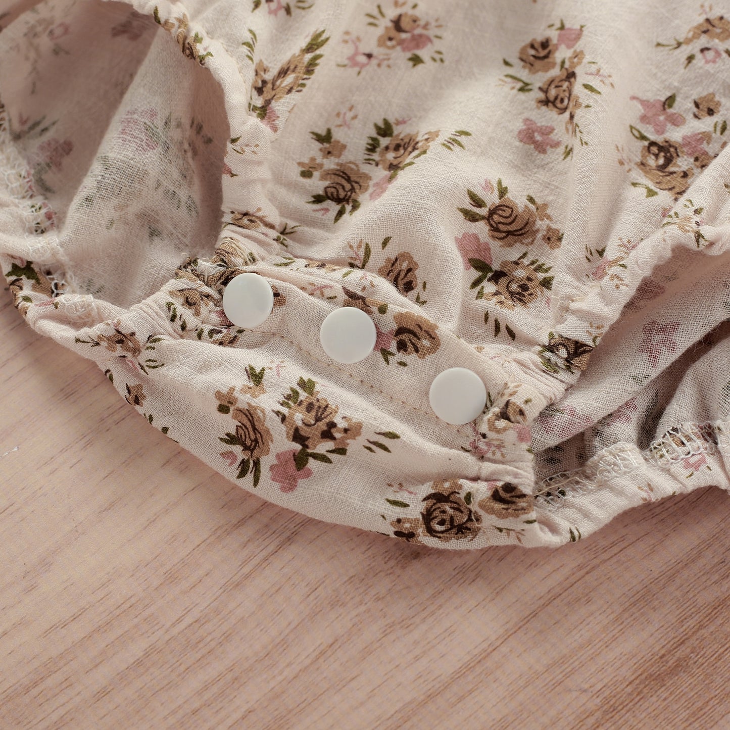 Body de bebé vintage con flores