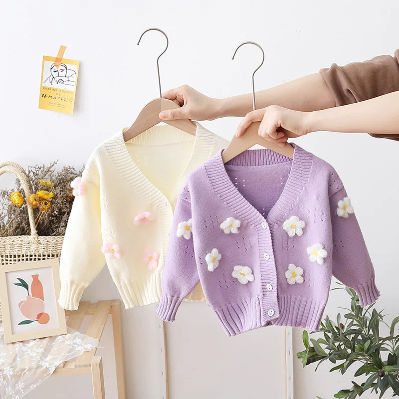 Cárdigan infantil con estampado floral de invierno 