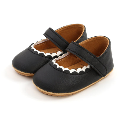 Zapatos básicos para niña