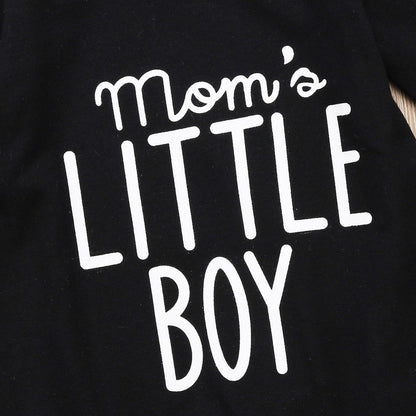 Mono de bebé niño pequeño