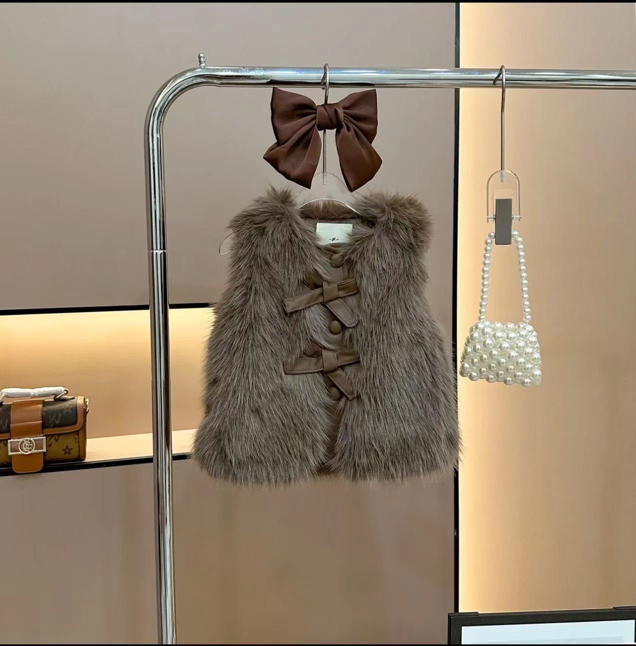 Conjunto de chaleco de piel para mujer y niño 