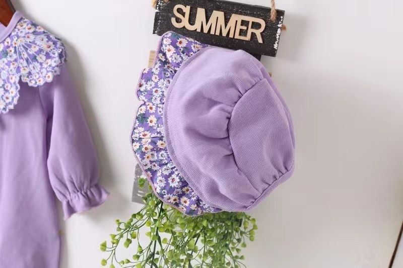 Mono floral para niña y gorro a juego 