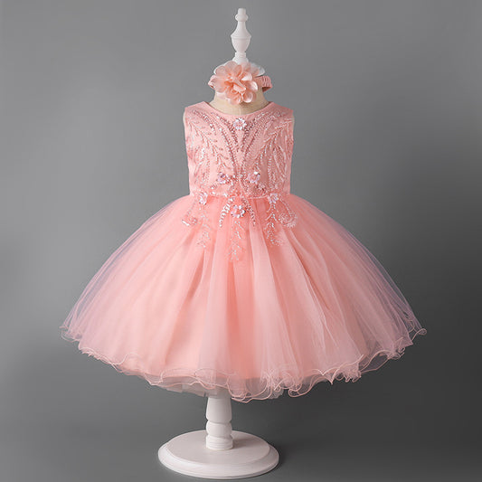 Vestido infantil con flores brillantes 