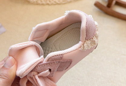 Children's Fashion Sneakers with Little Flowers