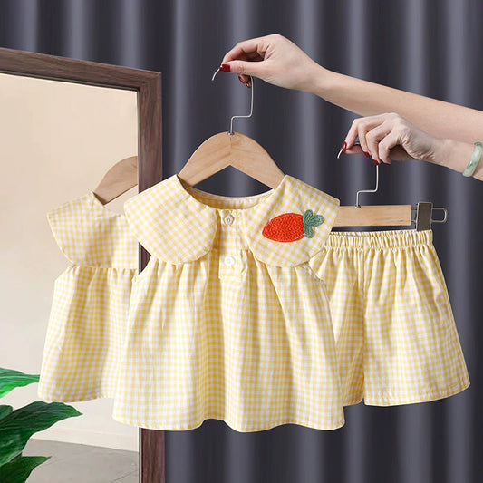 Girls' Checkered Carrot Set