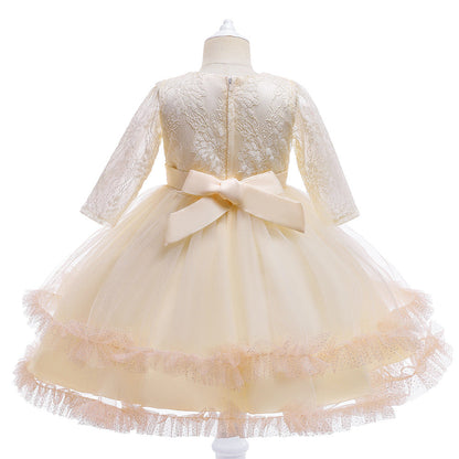 Vestido de fiesta de encaje y lazo 