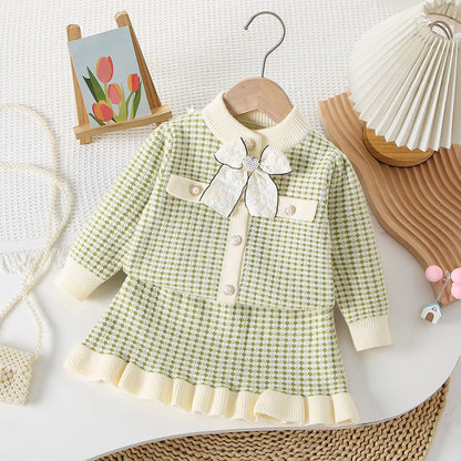 Girls' Plaid Knit Set with Bow