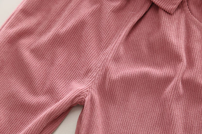 Conjunto infantil de mujer con botones de lazo 