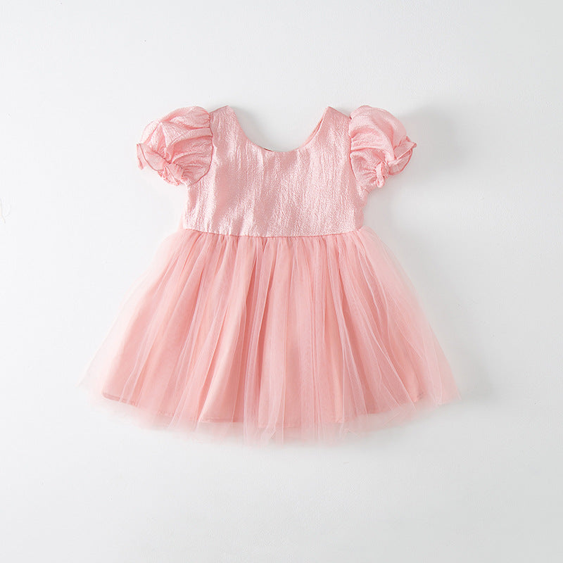 Vestido infantil con alas de tul y pequeñas estrellas 
