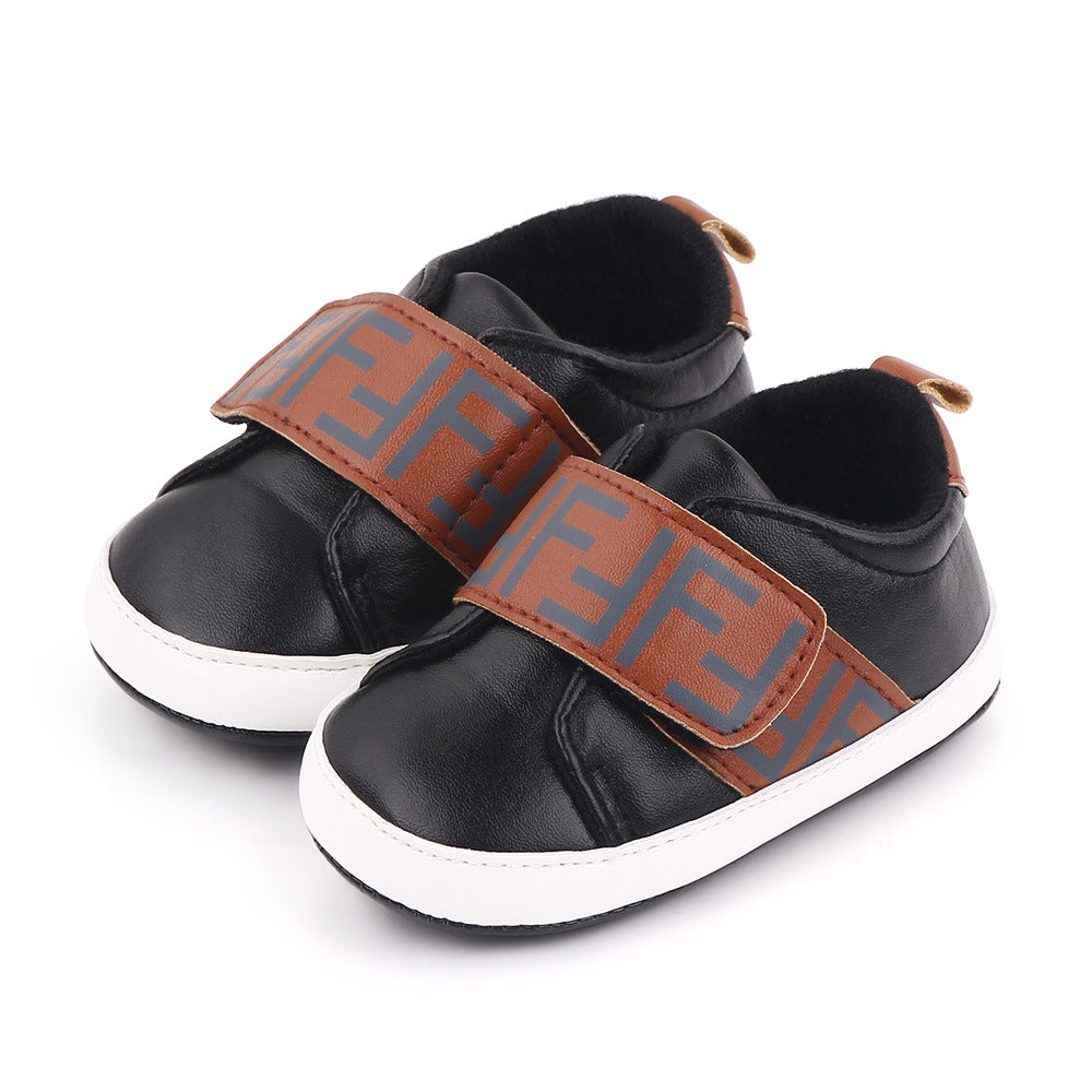 Zapatillas de velcro para niños 