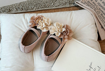Zapatillas deportivas para niños con flores 