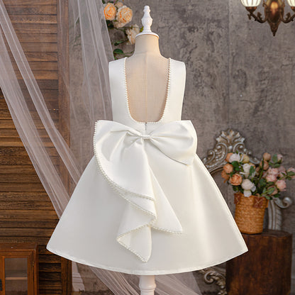 Vestido infantil de perla blanca 
