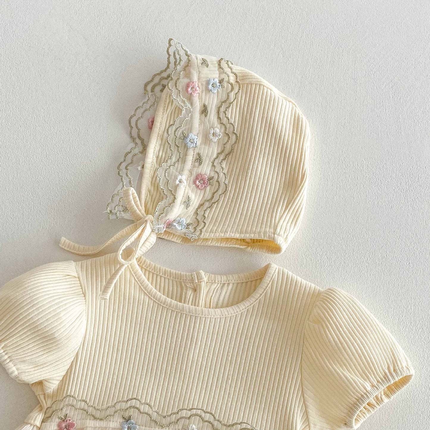 Girls' Bodysuit with Flowers and Tulle