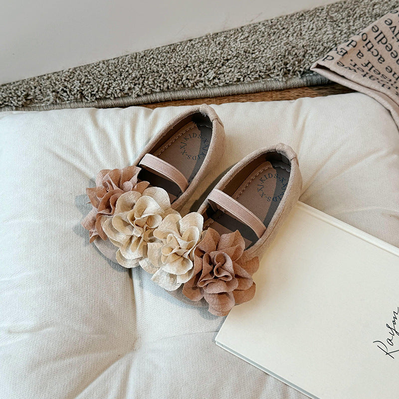 Zapatillas deportivas para niños con flores 