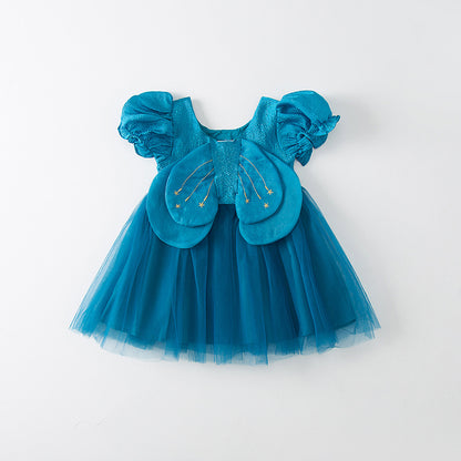 Vestido infantil con alas de tul y pequeñas estrellas 