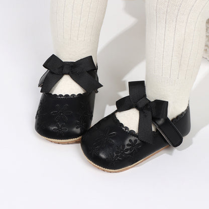 Children's Shoes with Flowers and Bow