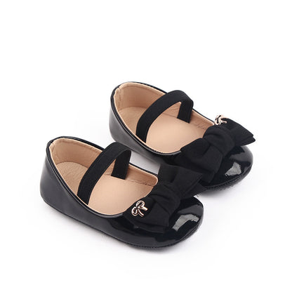 Children's Patent Leather Shoe with Bow