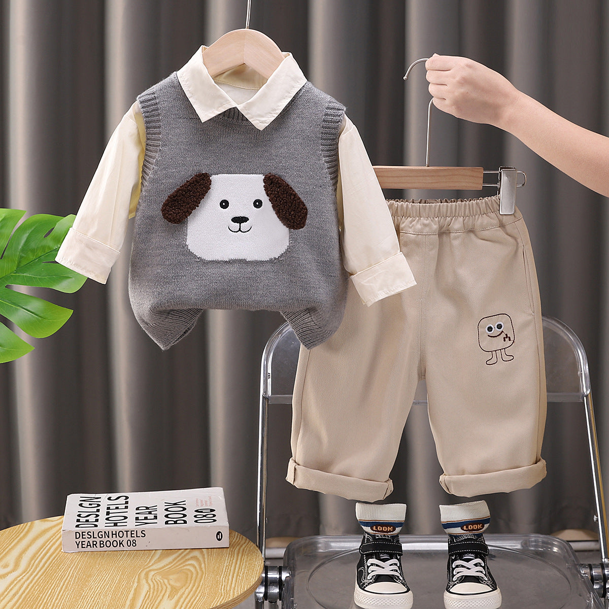 Conjunto de 3 piezas para niño con cachorro 