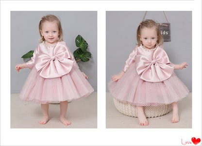 Vestido de fiesta infantil con perlas y lazo